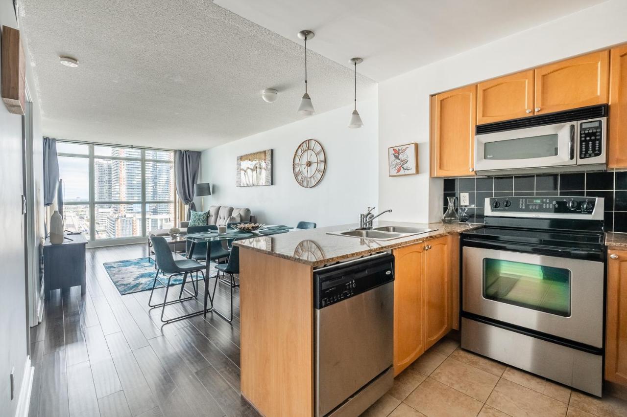 Globalstay Yonge St Condos Toronto Eksteriør billede