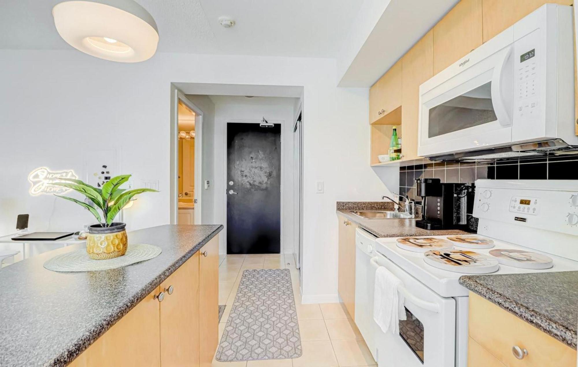 Globalstay Yonge St Condos Toronto Eksteriør billede